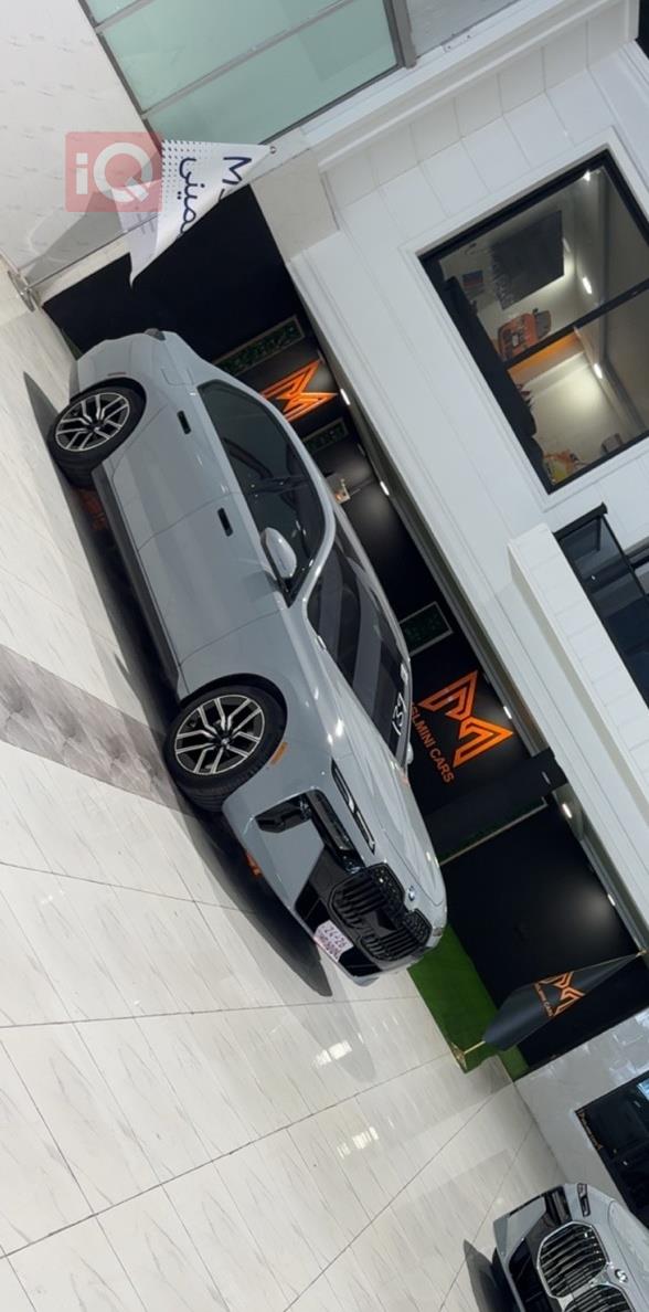 بي ام دبليو الفئة 7